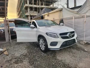 Mercedes-Benz GLE-Class 2016 White