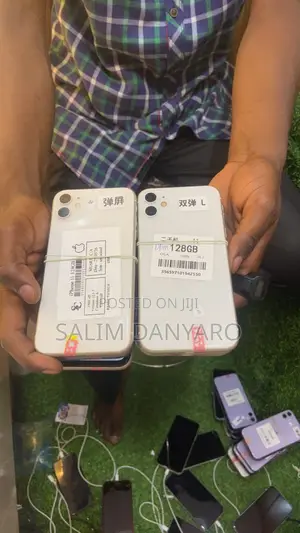 New Apple iPhone 11 128 GB White