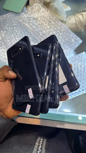Samsung Galaxy S10e 128 GB Black