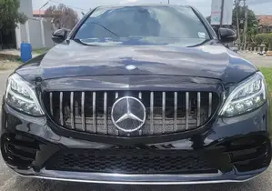 Mercedes-Benz C300 2019