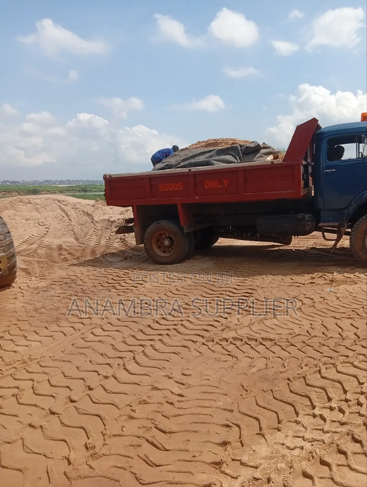 Buy Premium Sharp Sand Today