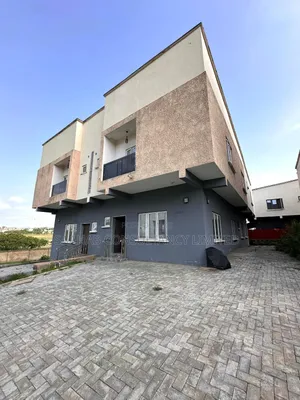 4bdrm Duplex in Paradise Estate, Life Camp for sale