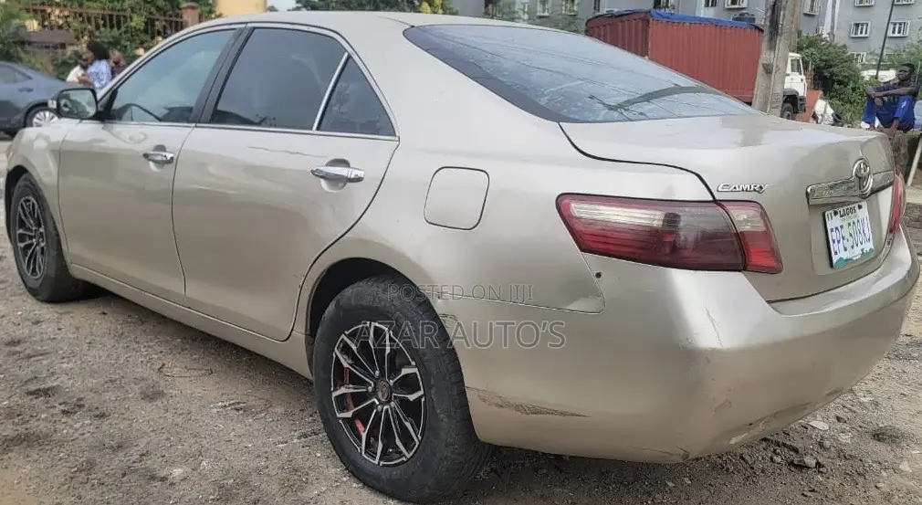 Toyota Camry 2007