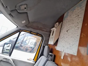 Volkswagen LT 2008 Yellow