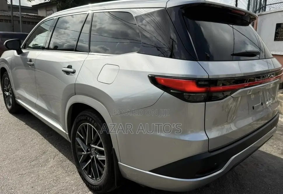 Lexus TX 2024
