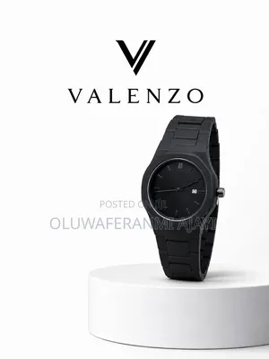 Black Luxury Minimalist Wristwatch
