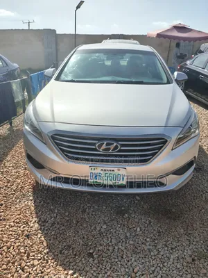 Hyundai Sonata Sport 2.0T Sedan FWD (2.0L 4cyl 6A) 2016 Silver