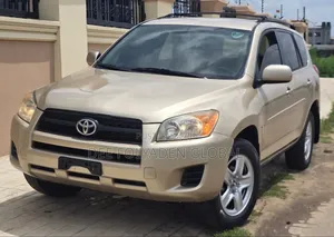 Toyota RAV4 2.5 4x4 2011 Gold