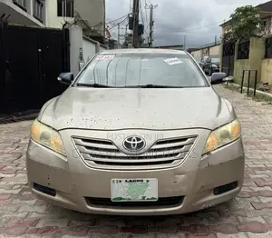 Toyota Camry 2008 Gold