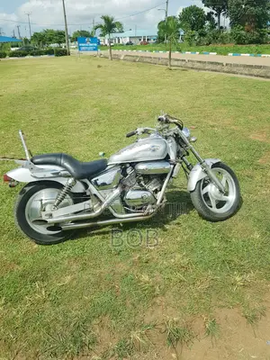 Honda 2004 Gray