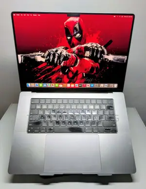 Laptop Apple MacBook Pro 2021 M1 16GB Apple M1 Pro SSD 512GB
