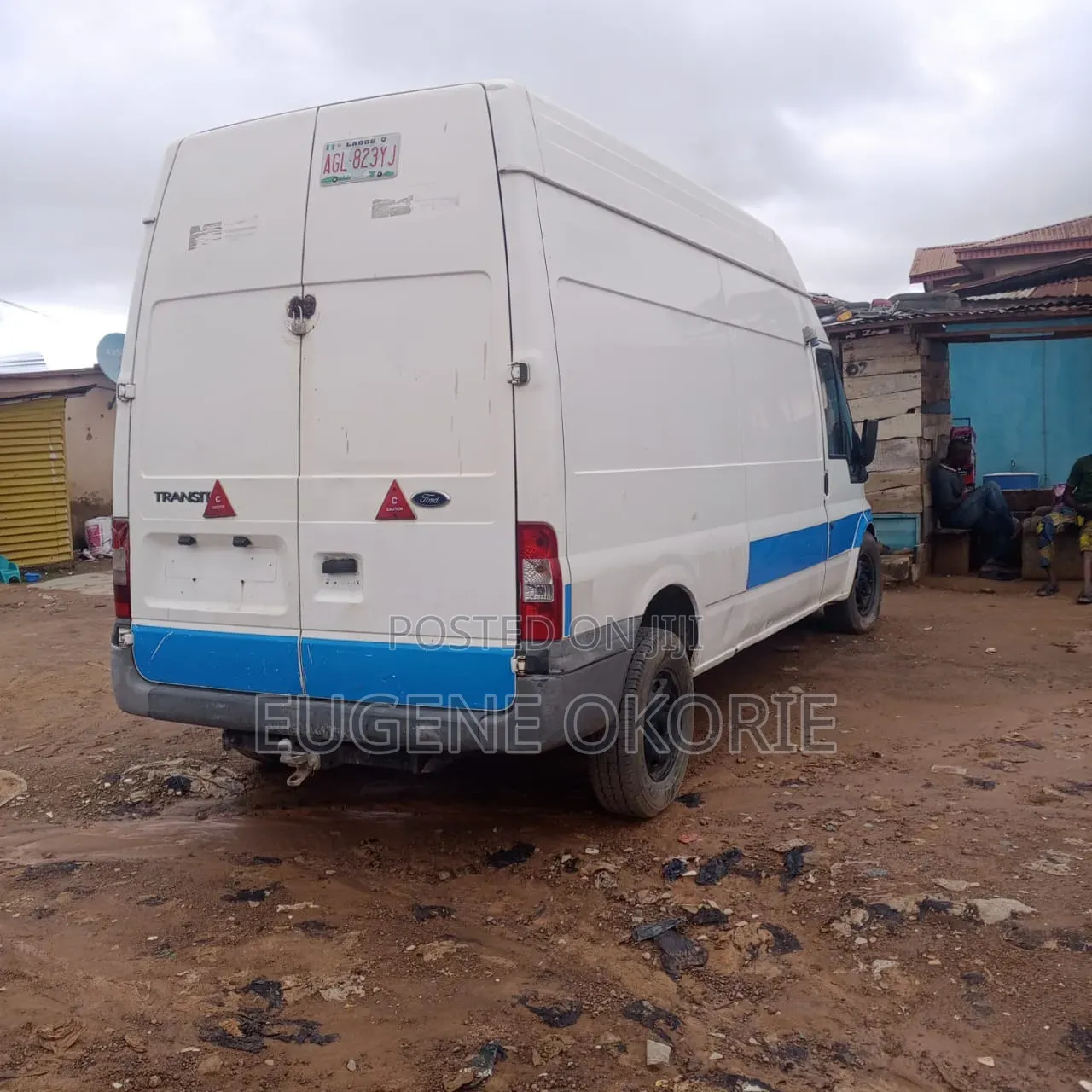 Ford Transit 2000 White
