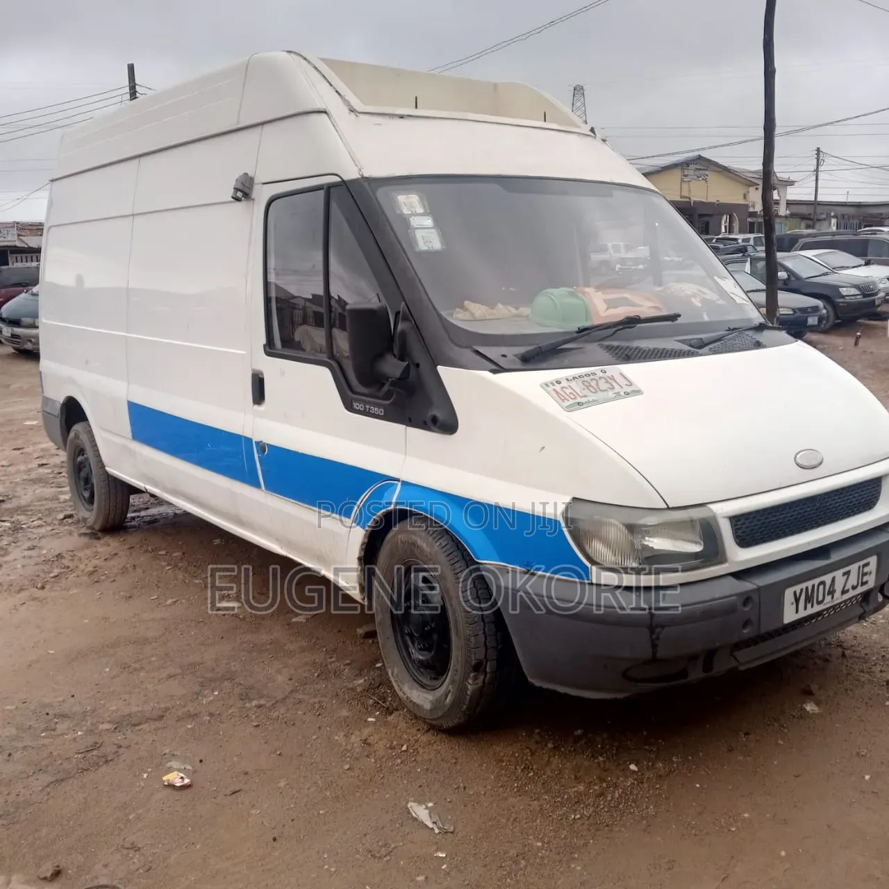 Ford Transit 2000 White