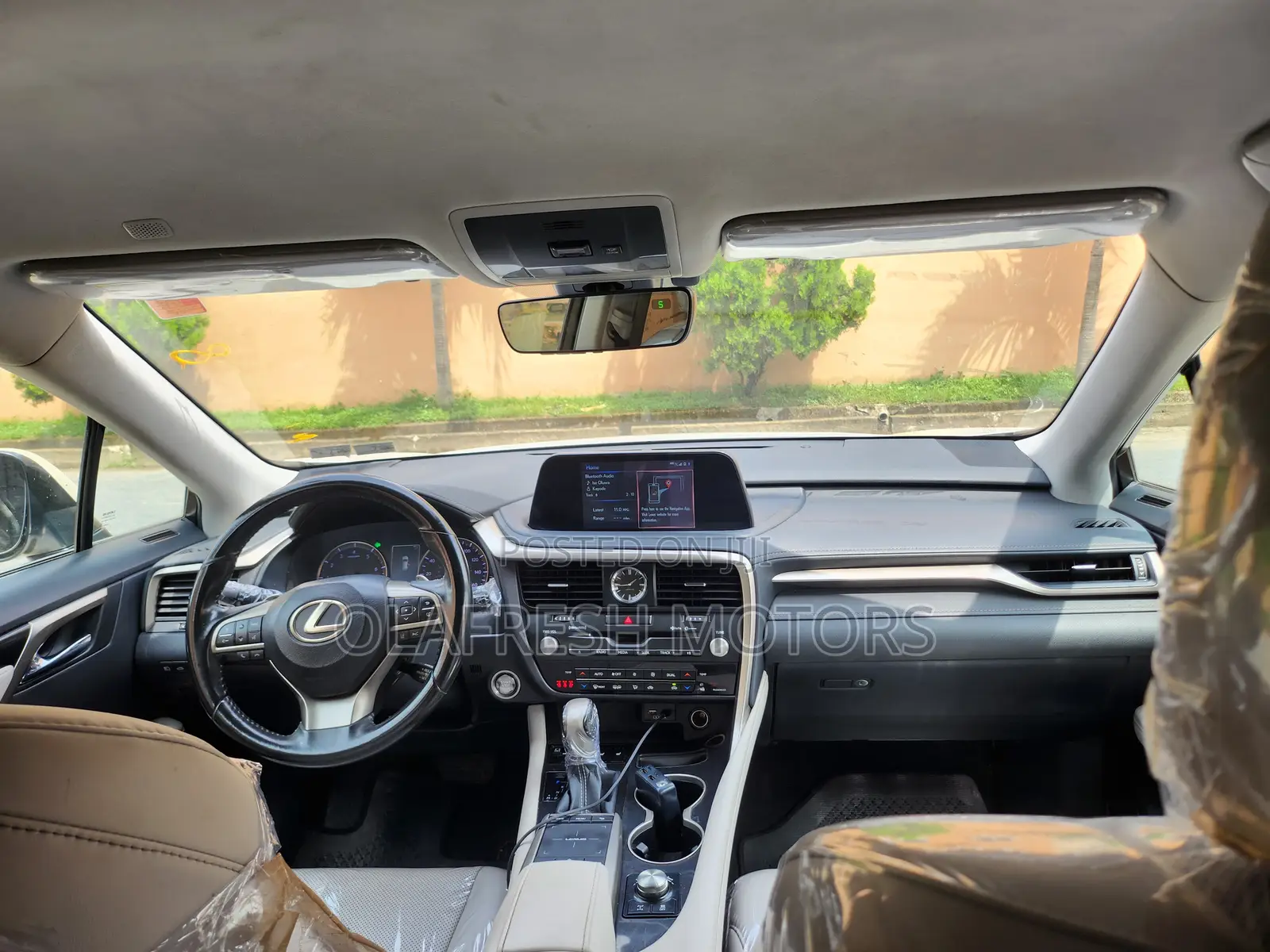 Lexus RX 2022 White