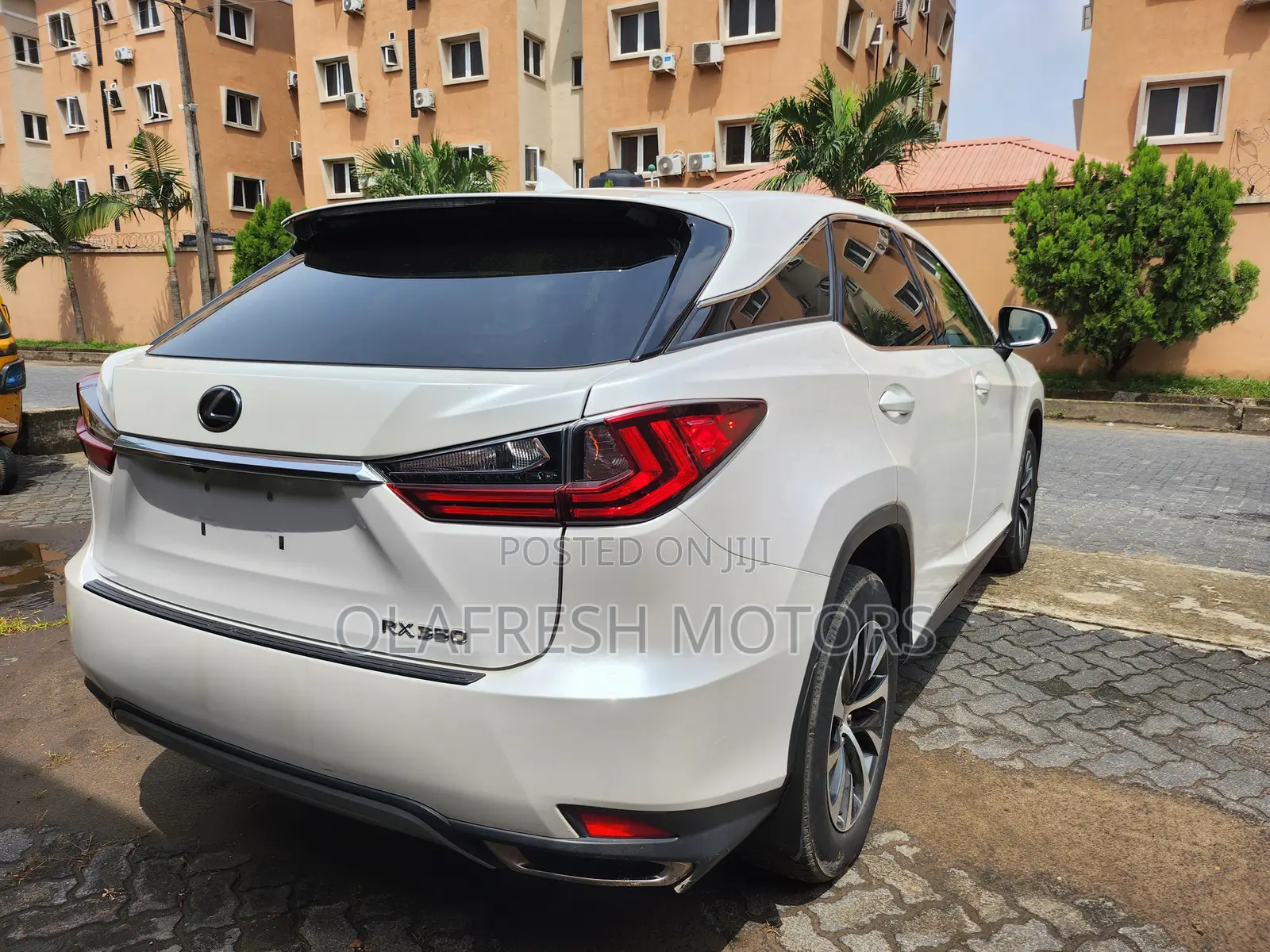Lexus RX 2022 White