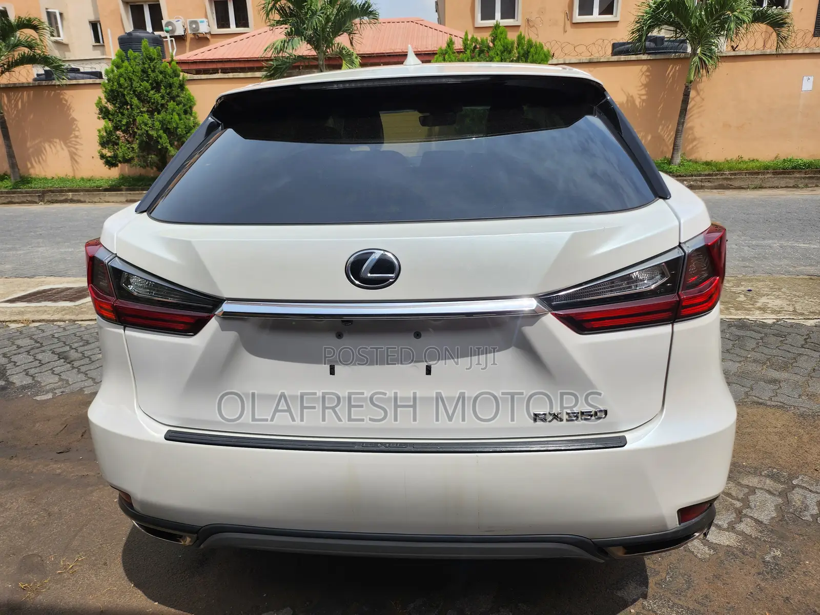 Lexus RX 2022 White