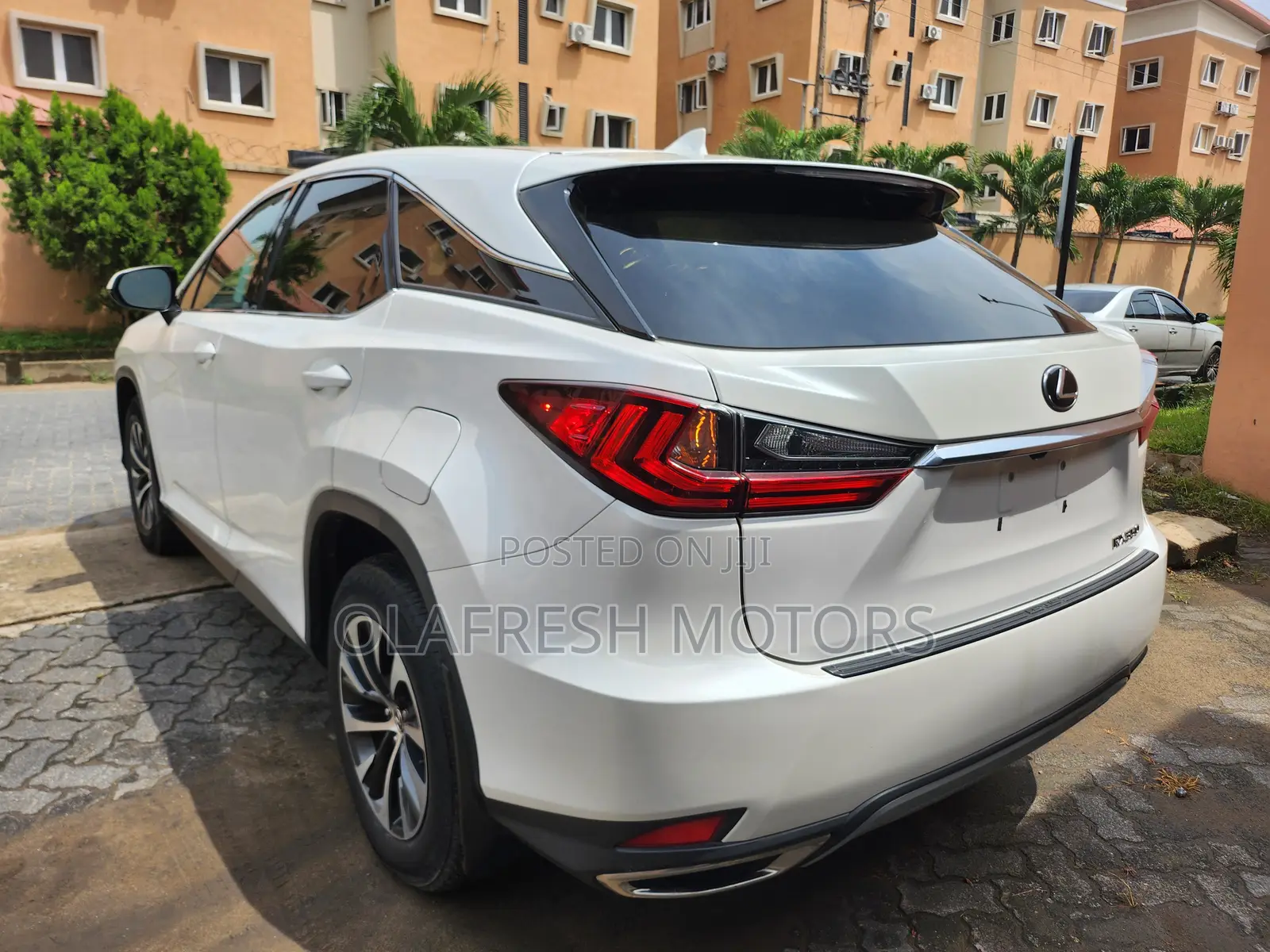 Lexus RX 2022 White