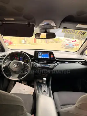 Toyota C-HR 2017 Gray