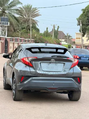 Toyota C-HR 2017 Gray