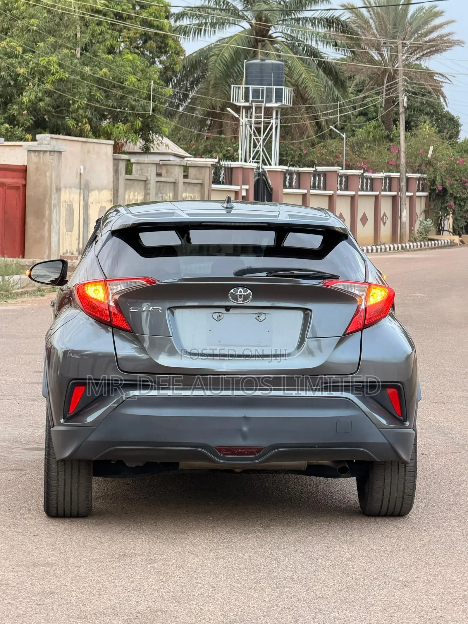 Toyota C-HR 2017 Gray