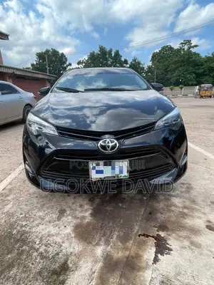 Toyota Corolla 2015 Black