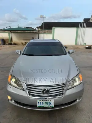 Lexus ES 350 2010 Silver
