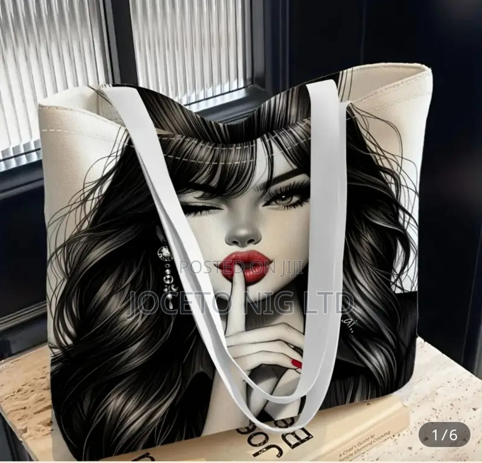 Women's Shoulder Bag