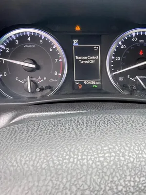 Toyota Highlander XLE 4x2 V6 (3.5L 6cyl 8A) 2018 Gray