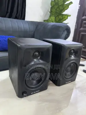 M Audio Monitor Speakers Av32