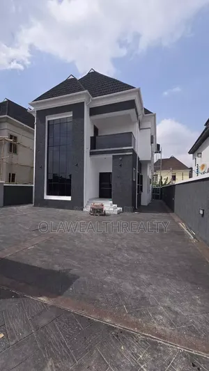 4bdrm Duplex in Carlton Gate Estate, Akobo for sale