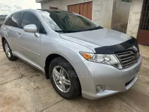 Toyota Venza 2011 Silver