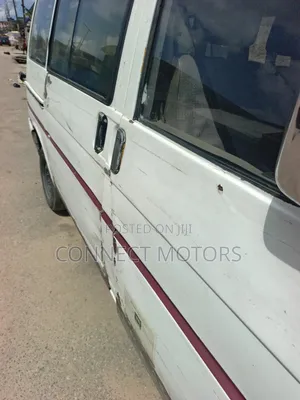 Volkswagen Transporter 2002 White