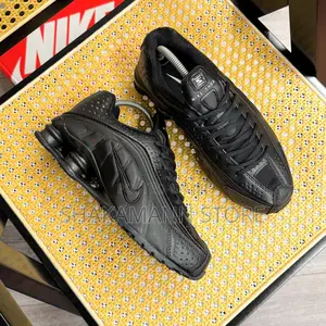 Original Nike Air Max Shox Available in Several Colorways