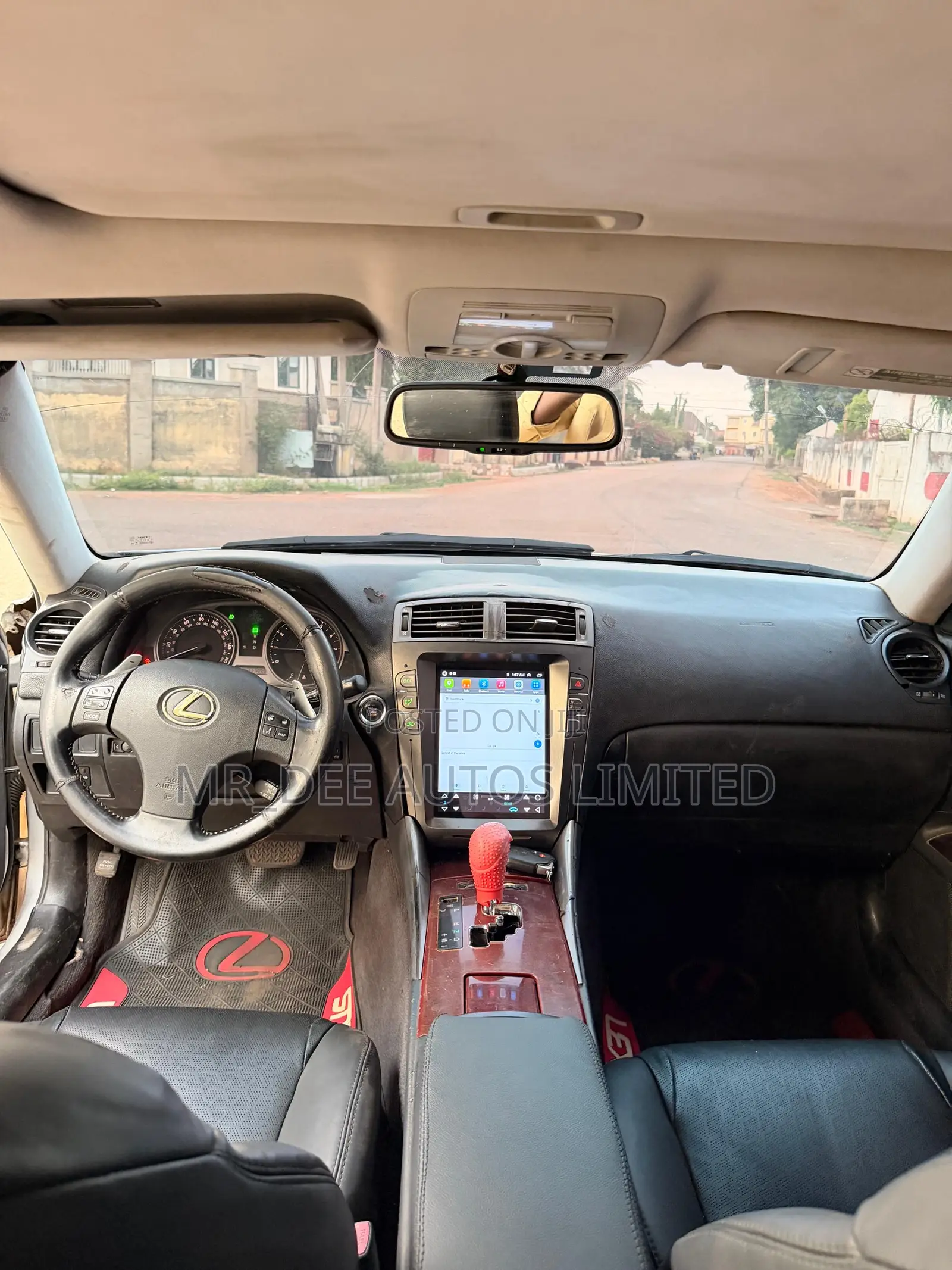 Lexus IS 2016 Silver