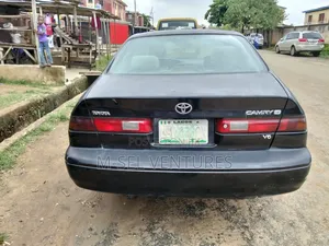 Toyota Camry Automatic 1999 Black