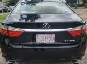 Lexus ES 2013 Black