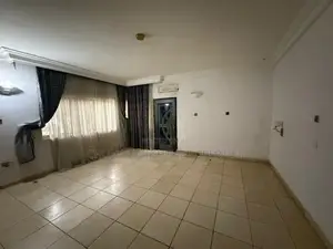 3bdrm Block of Flats in Maitama Apartment for rent