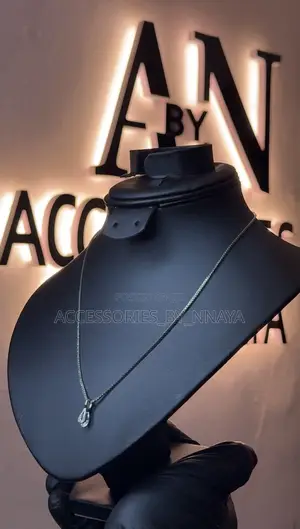 Silver Teardrop Crystal Pendant Necklace - Minimalist