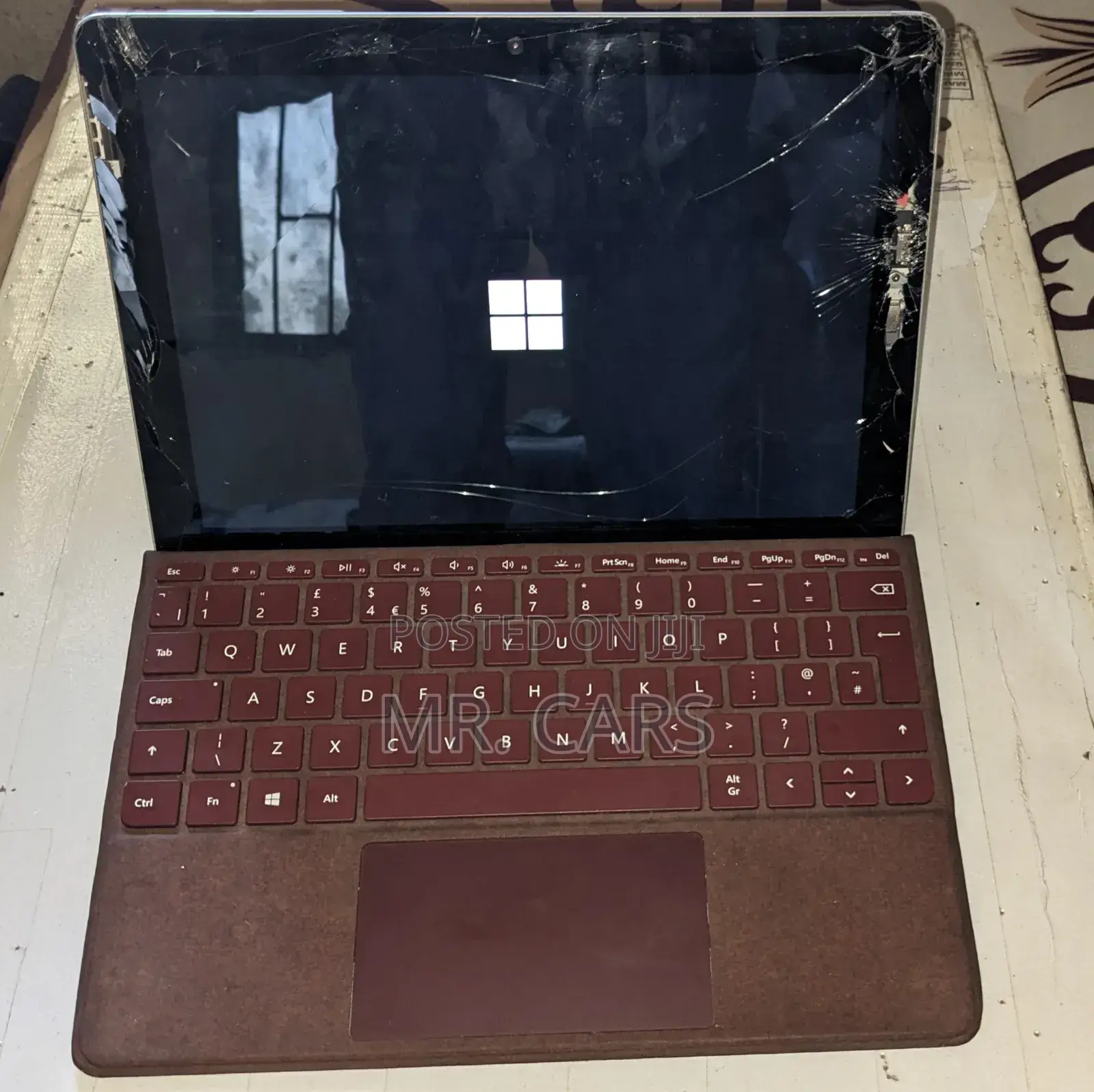 Laptop Microsoft Surface 8GB Intel Pentium SSD 128GB