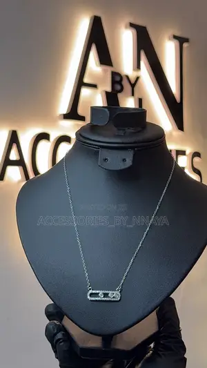 Silver Moving Stone Bar Pendant Necklace - Minimalist