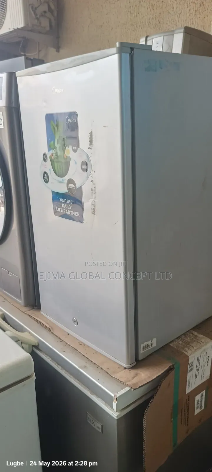 Midea Fridge 121liters