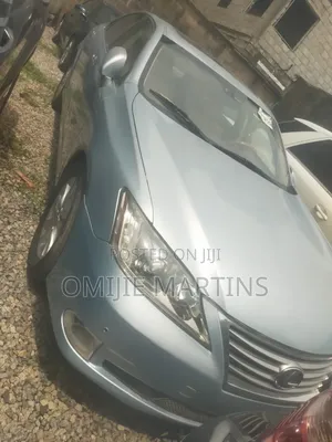 Lexus ES 2012 Silver
