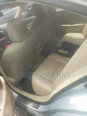 Lexus ES 2012 Silver