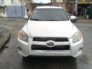 Toyota RAV4 2.5 Limited 4x4 2010 White