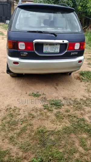 Toyota Picnic 2.0 FWD 2005 Blue
