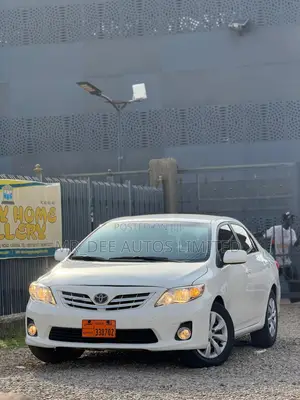 Toyota Corolla 2013 White