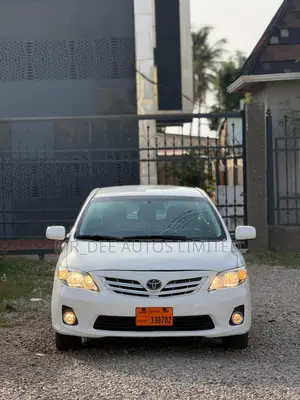 Toyota Corolla 2013 White