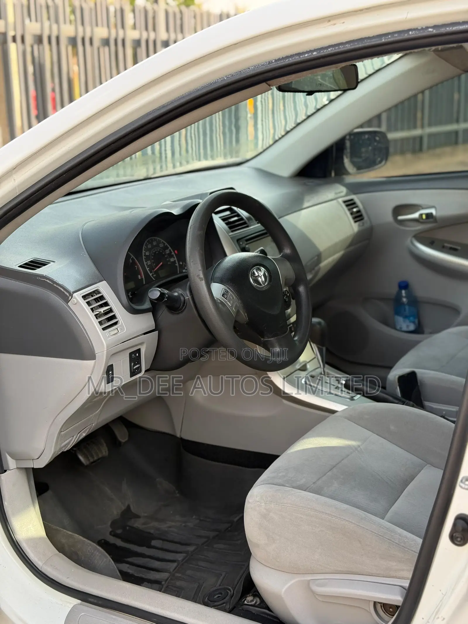 Toyota Corolla 2013 White