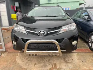 Toyota RAV4 Limited AWD (2.5L 4cyl 6A) 2016 Black
