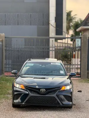 Toyota Camry 2018 Black
